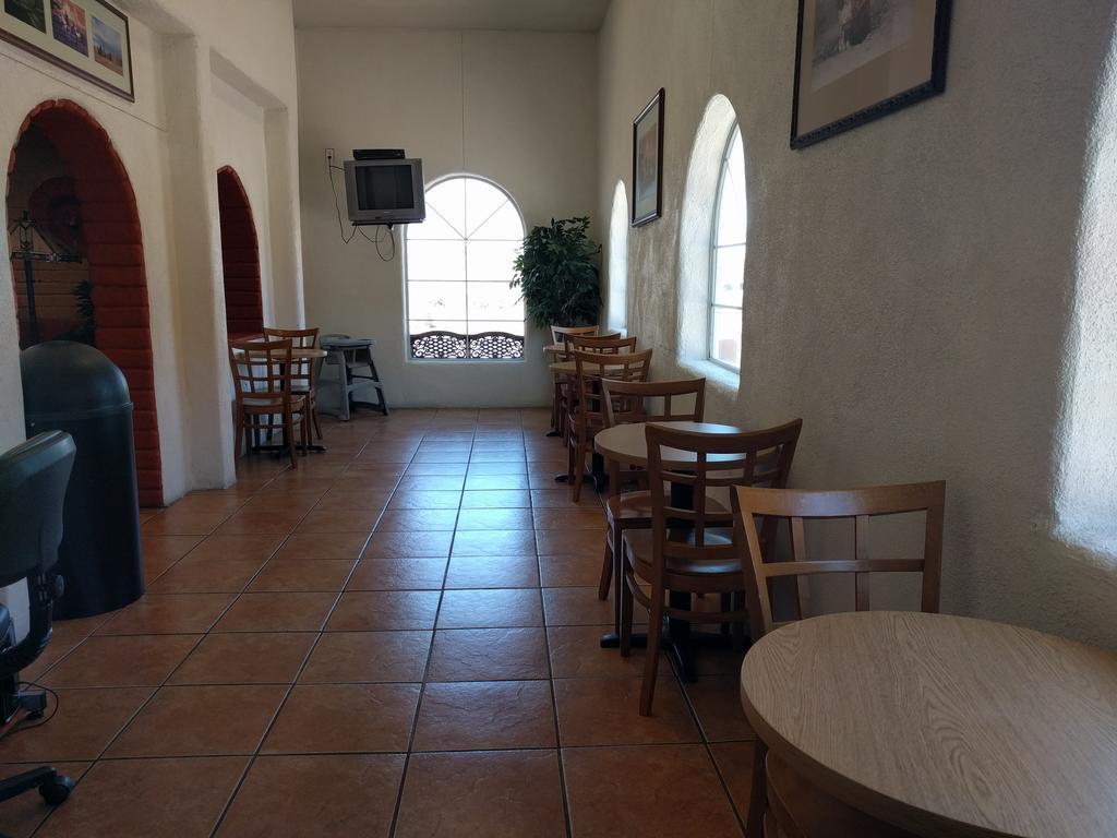 America'S Best Value Inn & Suites Гэллап Экстерьер фото