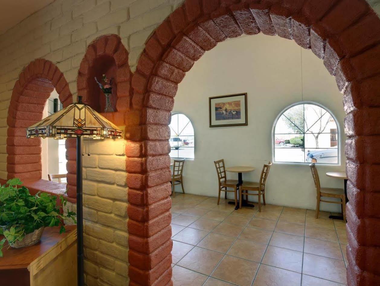 America'S Best Value Inn & Suites Гэллап Экстерьер фото