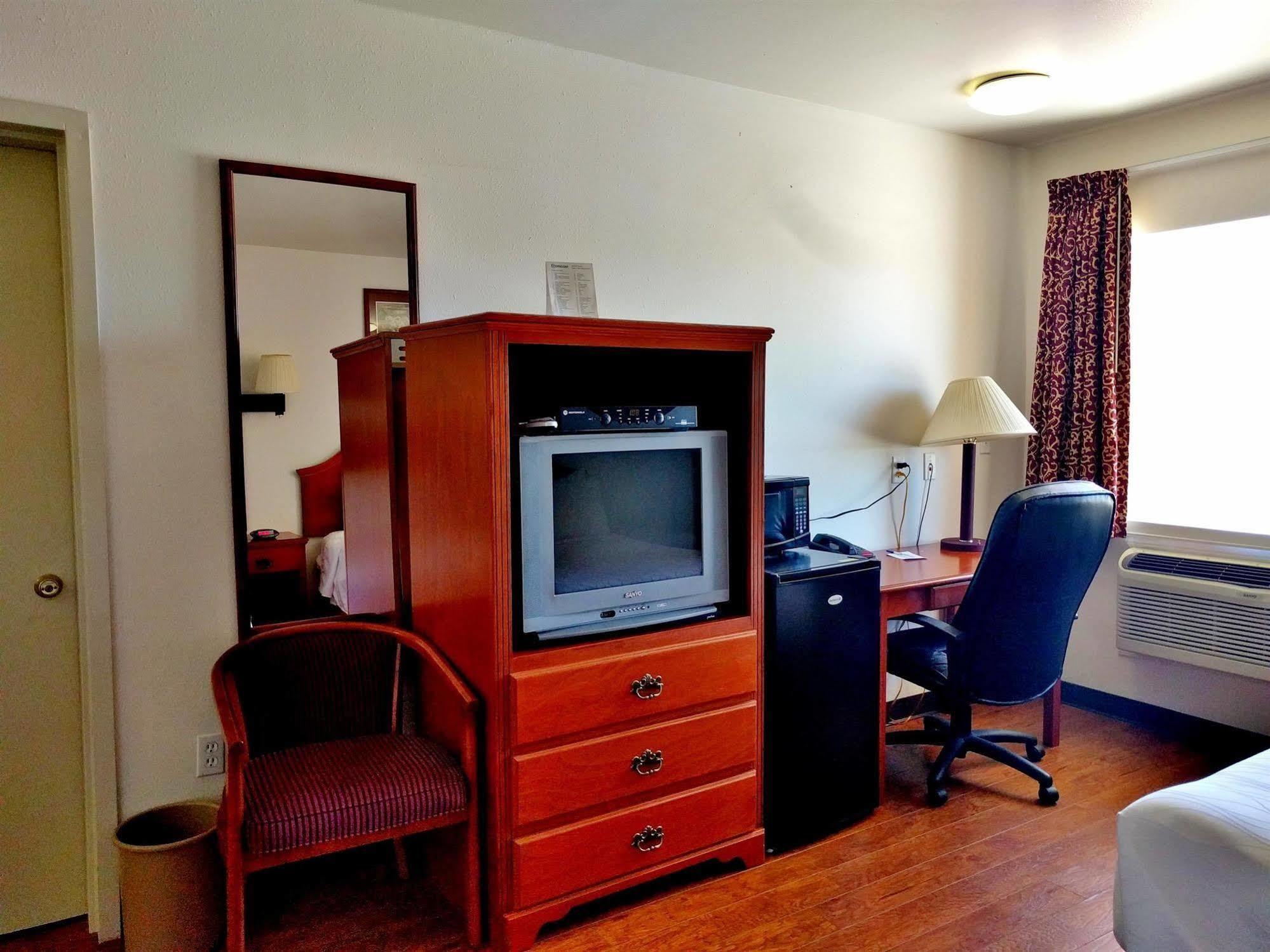 America'S Best Value Inn & Suites Гэллап Экстерьер фото