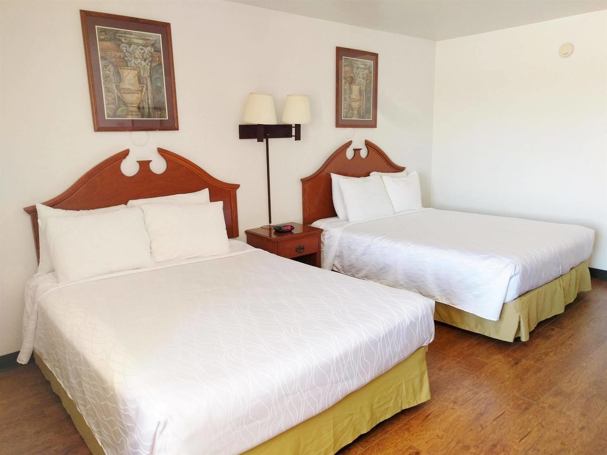 America'S Best Value Inn & Suites Гэллап Экстерьер фото